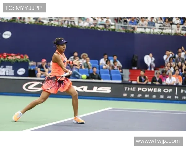 张静的网球人生：从青涩梦想到职业巅峰的深度对话与反思